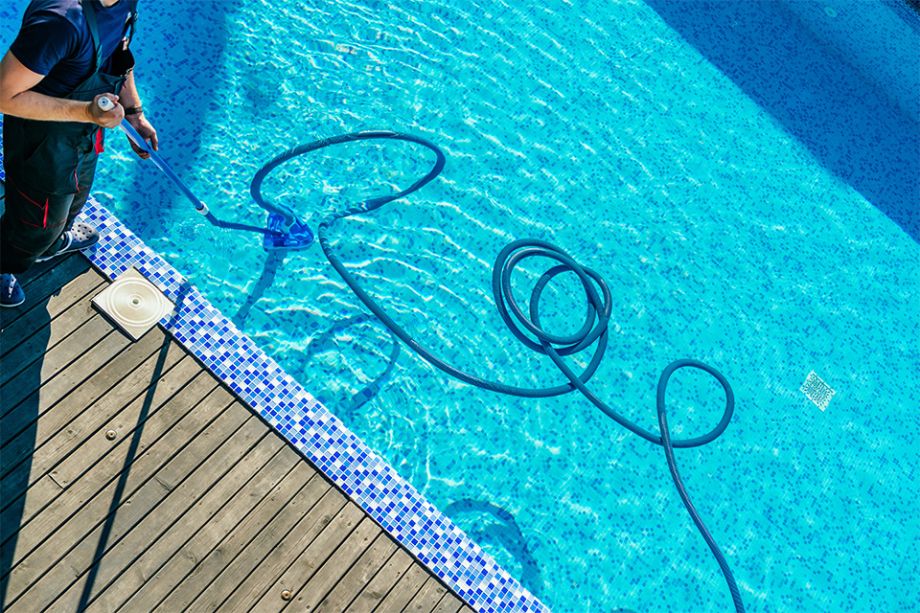 Assistenza e manutenzione piscine BAOMA SPORT POOL & WELLNESS Installazione, progettazione e manutenzione di piscine a Cingoli e su tutto il territorio delle Marche